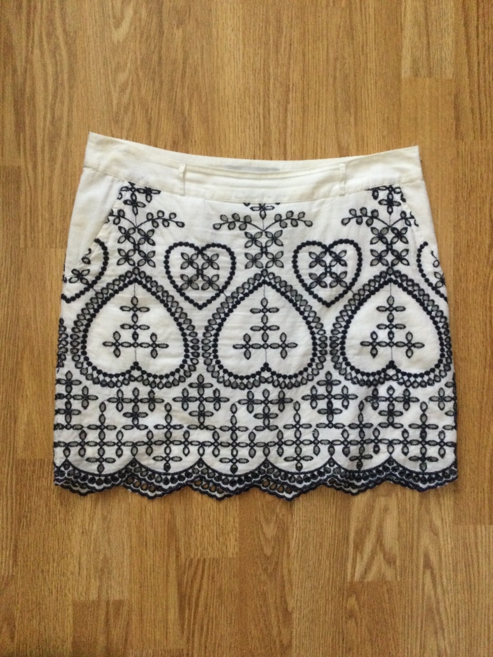 Christophe Sauvat lightweight cotton mini skirt S/M White Navy Eyelet Embroidery